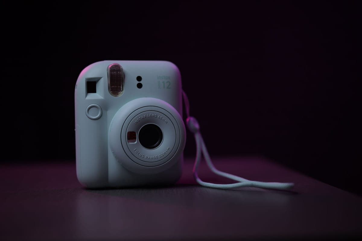 Shake & Print — Instant cameras & pocket photo printers